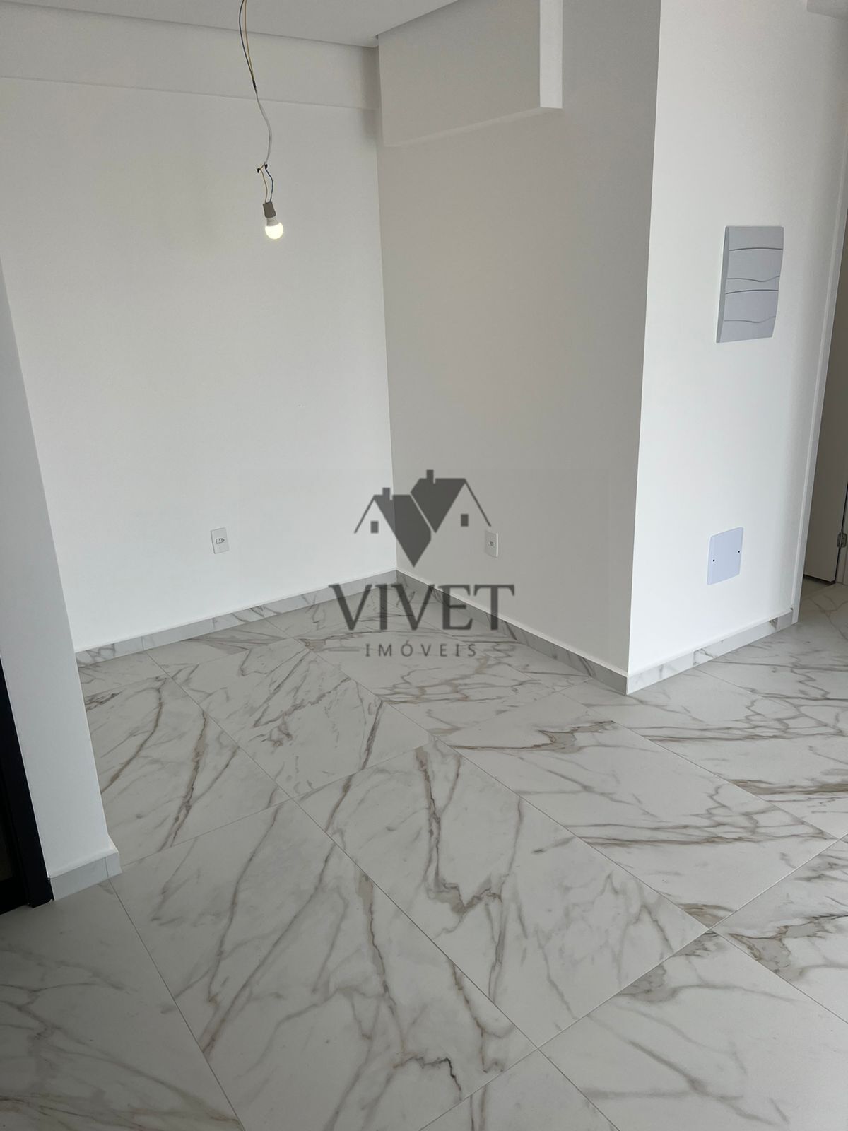 Apartamento à venda com 2 quartos, 58m² - Foto 1