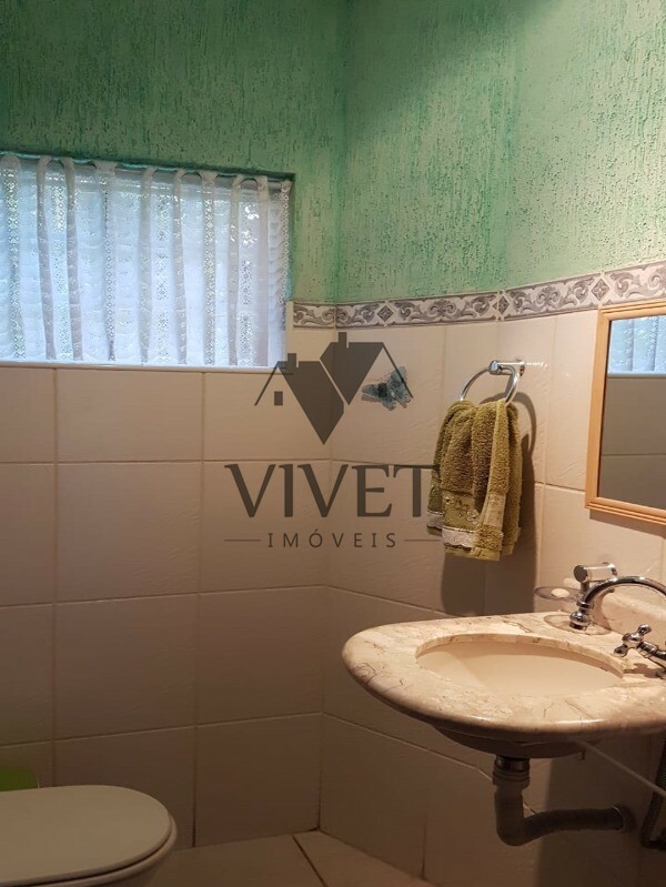 Casa de Condomínio à venda com 3 quartos, 243m² - Foto 12