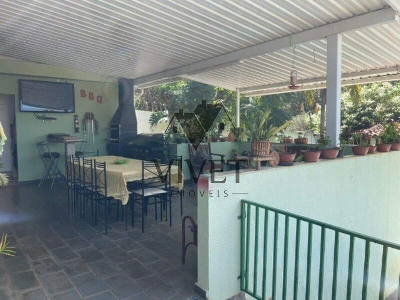 Chácara à venda com 4 quartos, 1700m² - Foto 16