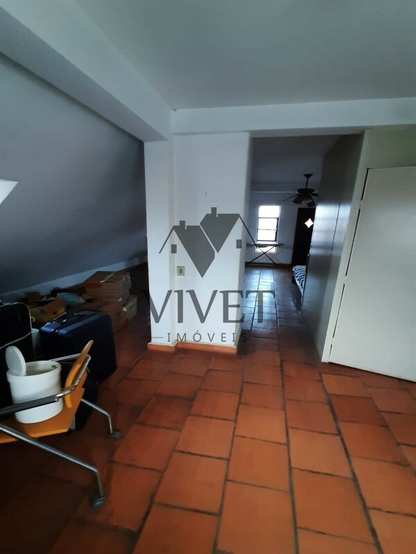 Casa à venda com 3 quartos, 400m² - Foto 40