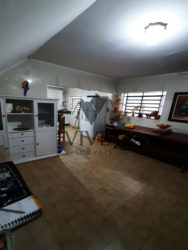Casa à venda com 3 quartos, 400m² - Foto 36