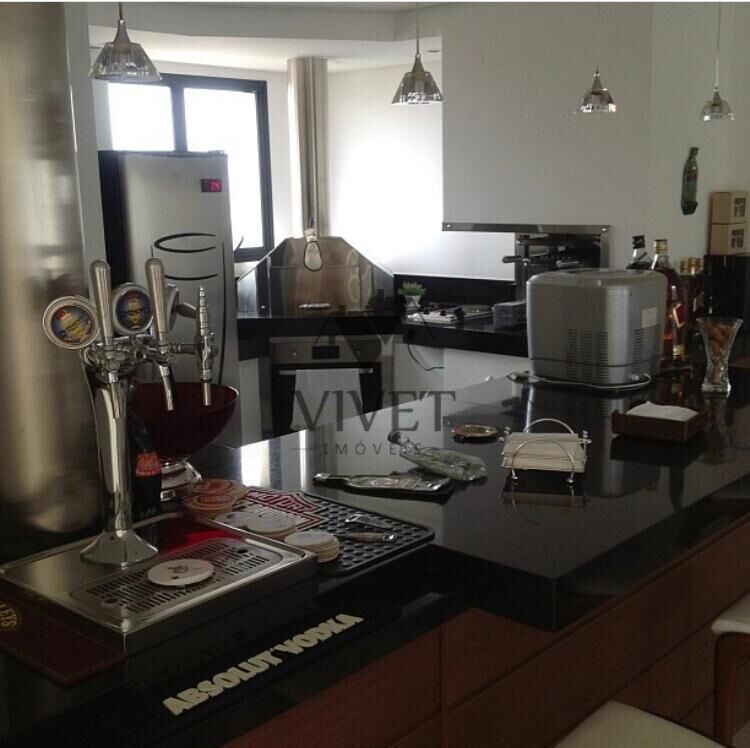 Apartamento à venda com 3 quartos, 244m² - Foto 15