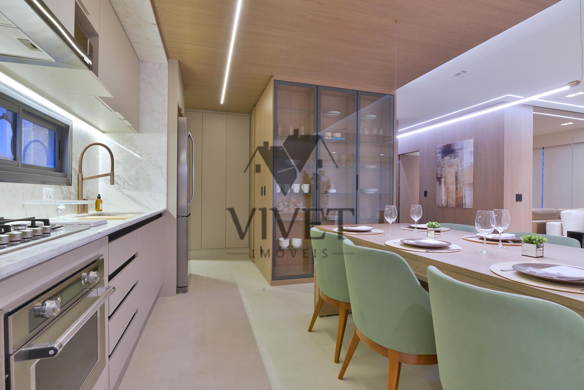 Apartamento à venda com 3 quartos, 151m² - Foto 11