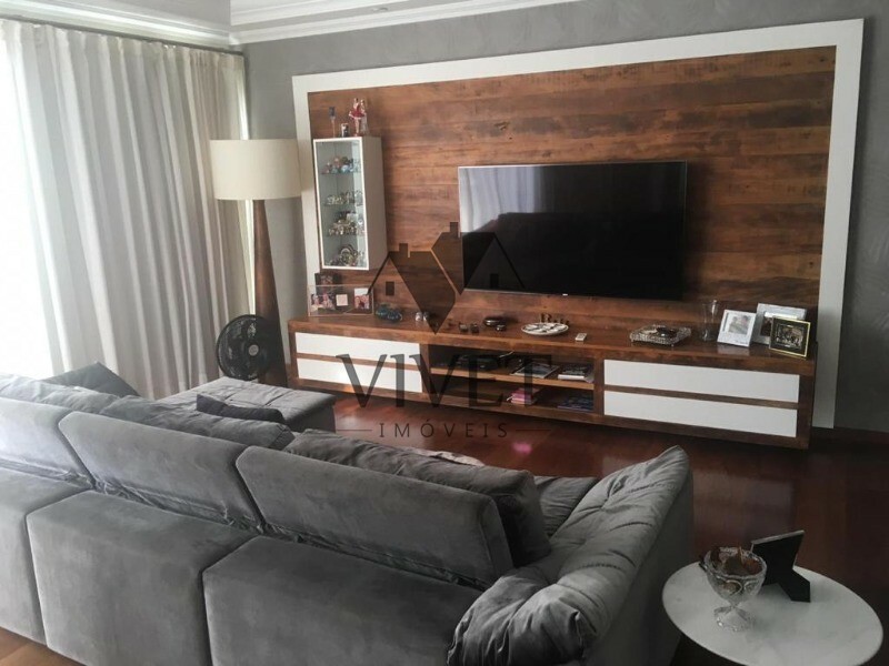Casa de Condomínio à venda com 4 quartos, 450m² - Foto 2