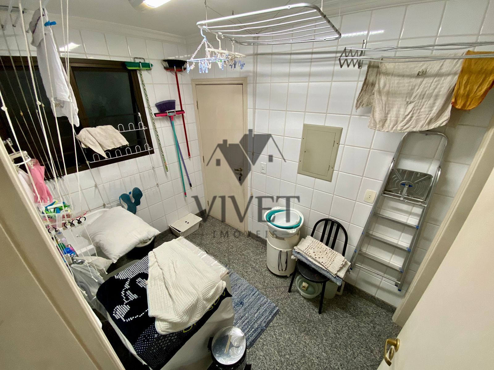 Apartamento à venda com 3 quartos, 133m² - Foto 10