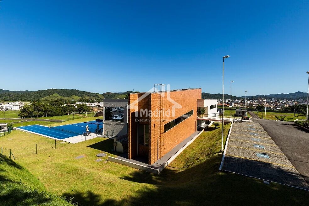 Casa de Condomínio à venda com 4 quartos, 260m² - Foto 22