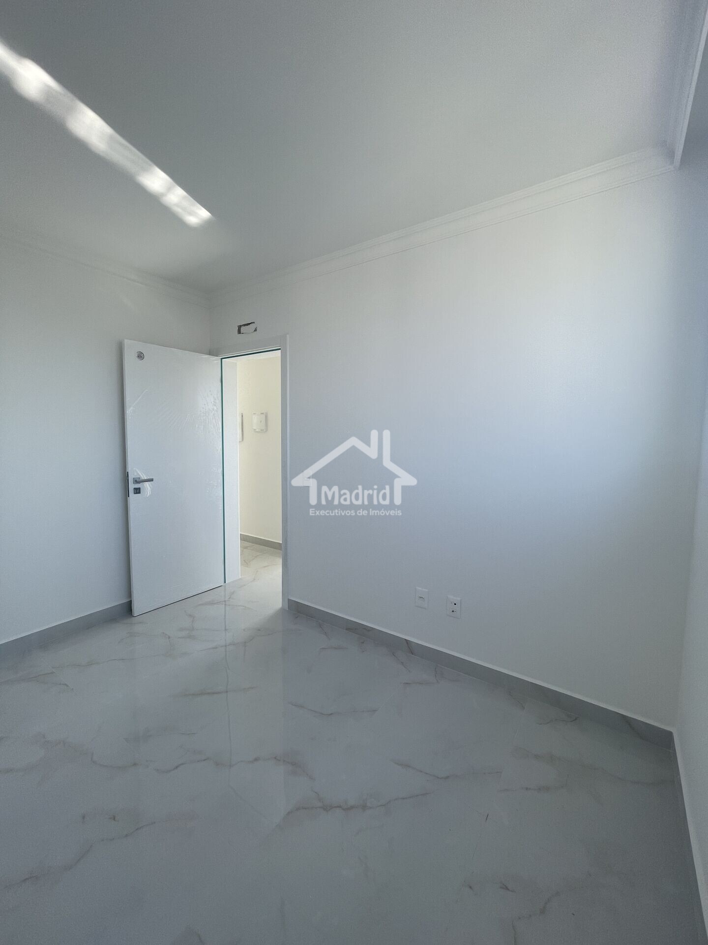 Apartamento à venda com 3 quartos, 70m² - Foto 7