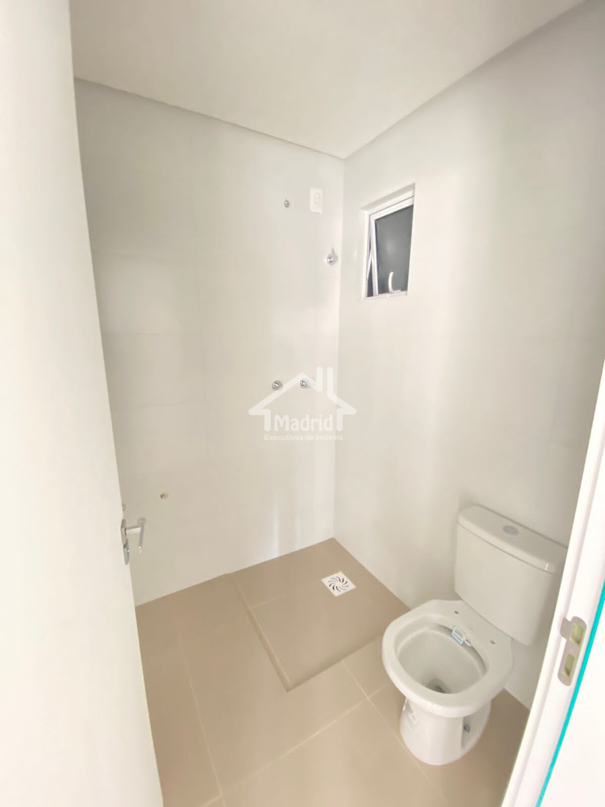 Apartamento à venda com 2 quartos, 56m² - Foto 12