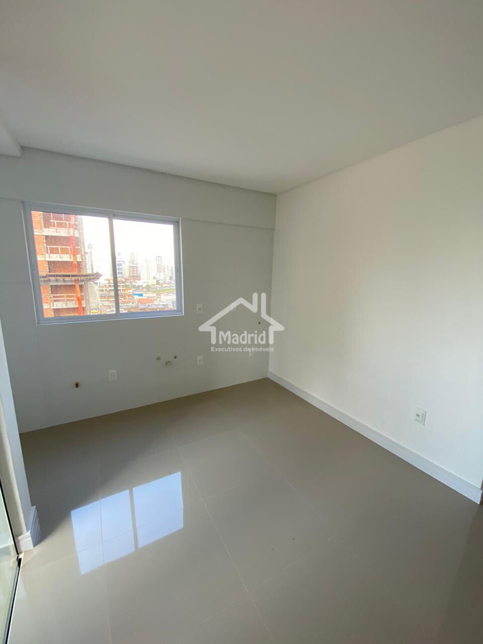 Apartamento à venda com 2 quartos, 56m² - Foto 10