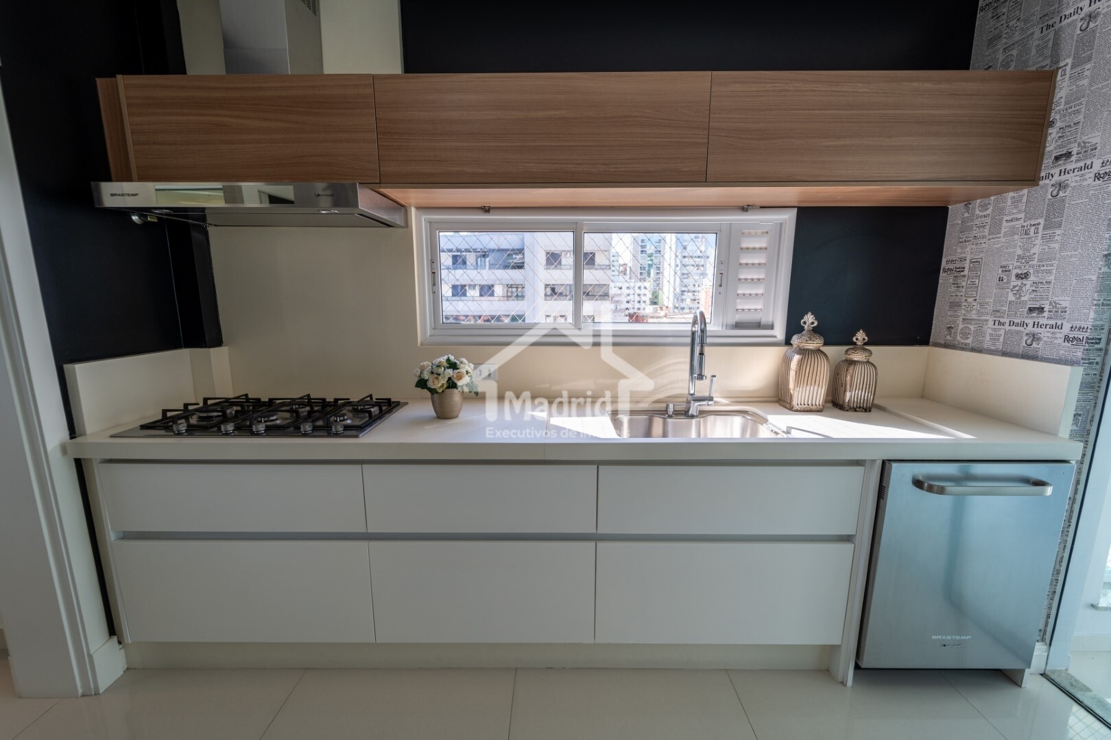 Apartamento à venda com 4 quartos, 270m² - Foto 22