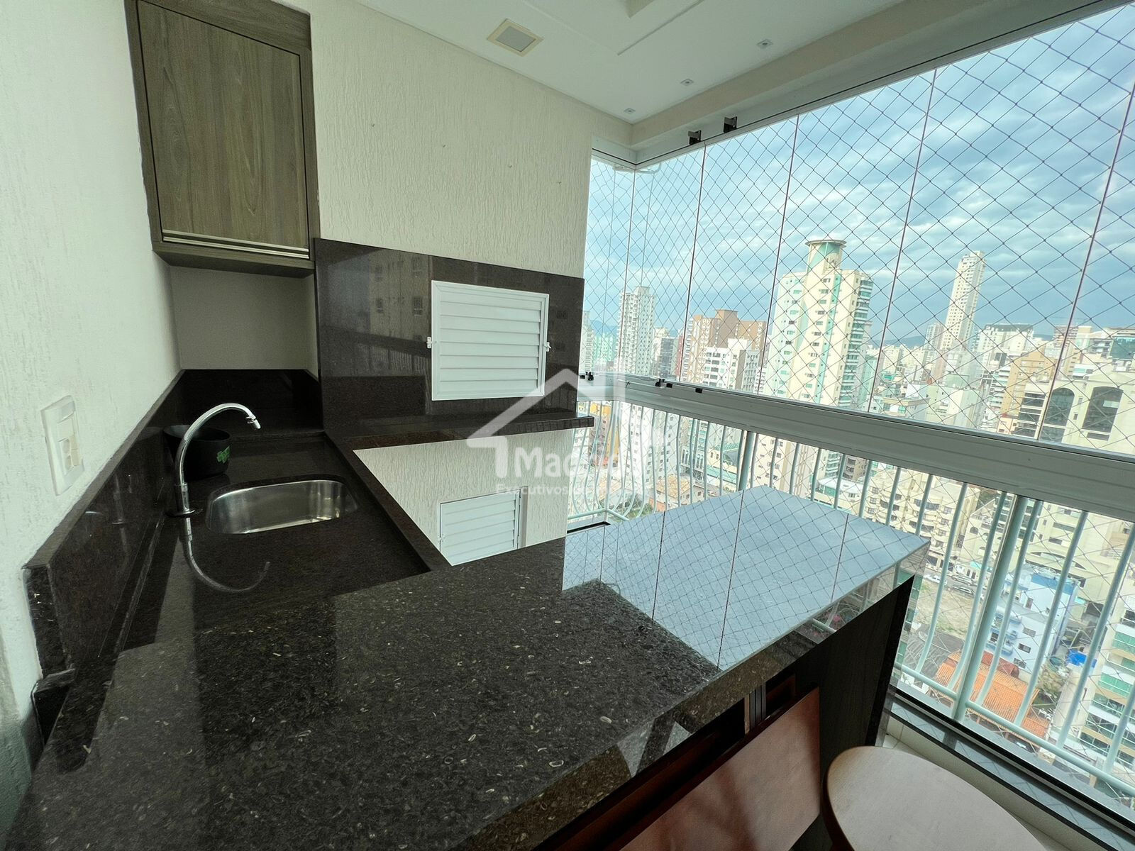 Apartamento à venda com 4 quartos, 180m² - Foto 5