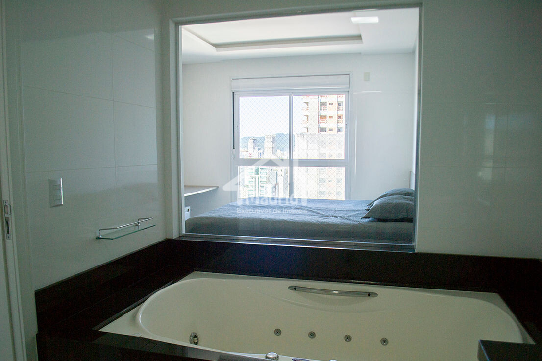 Apartamento à venda com 4 quartos, 175m² - Foto 16