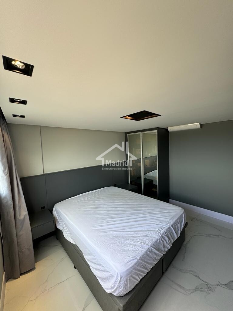 Apartamento à venda com 4 quartos, 140m² - Foto 19