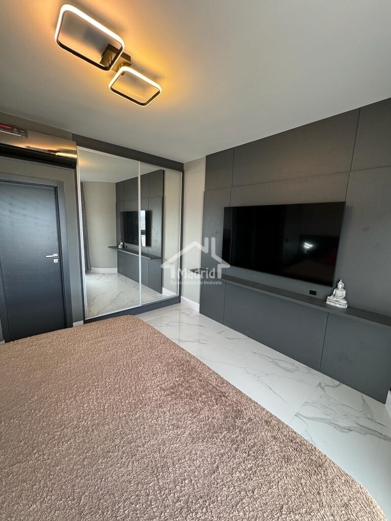 Apartamento à venda com 4 quartos, 140m² - Foto 15