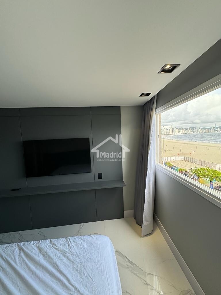 Apartamento à venda com 4 quartos, 140m² - Foto 17