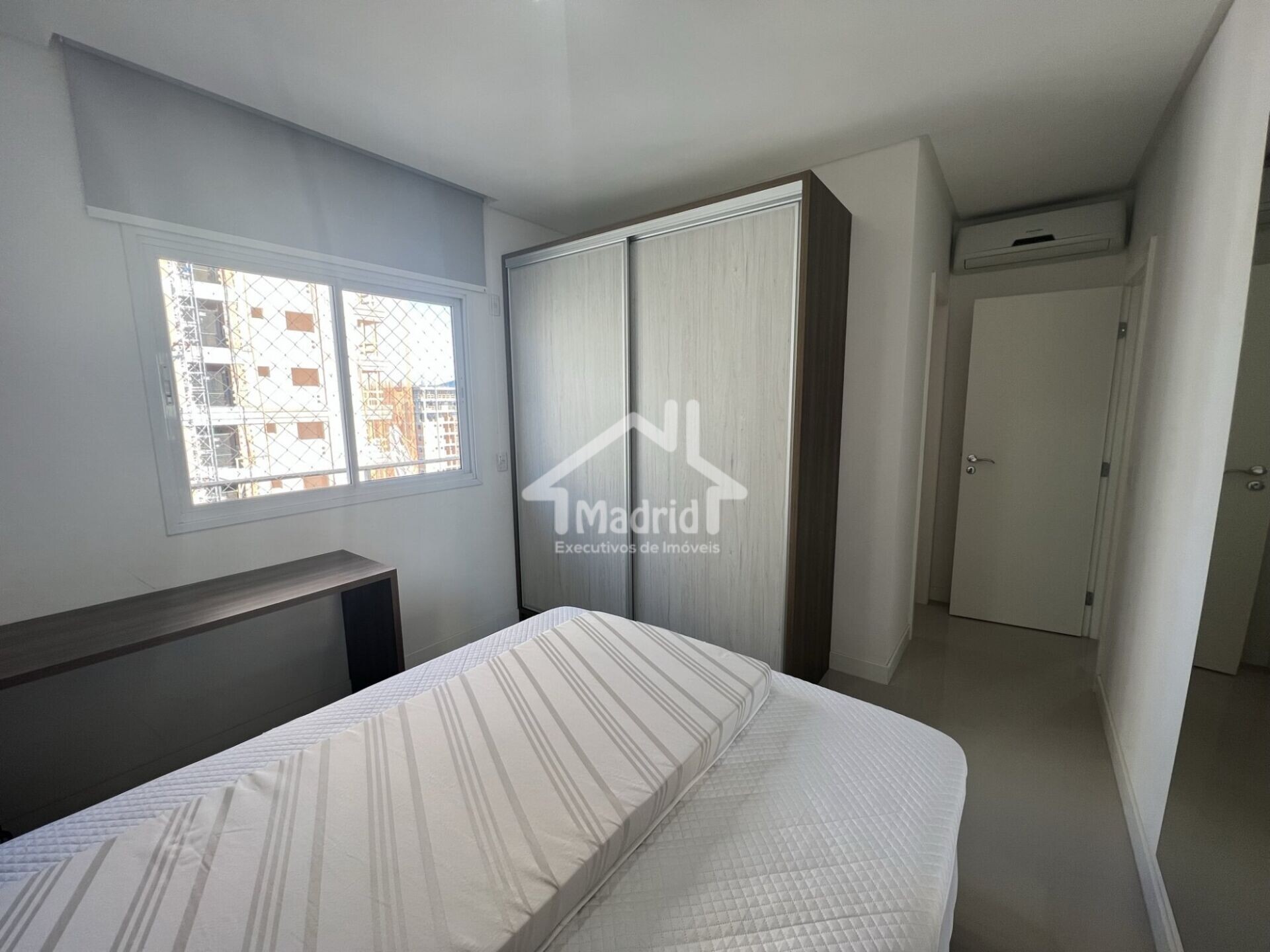 Apartamento à venda com 3 quartos, 134m² - Foto 13