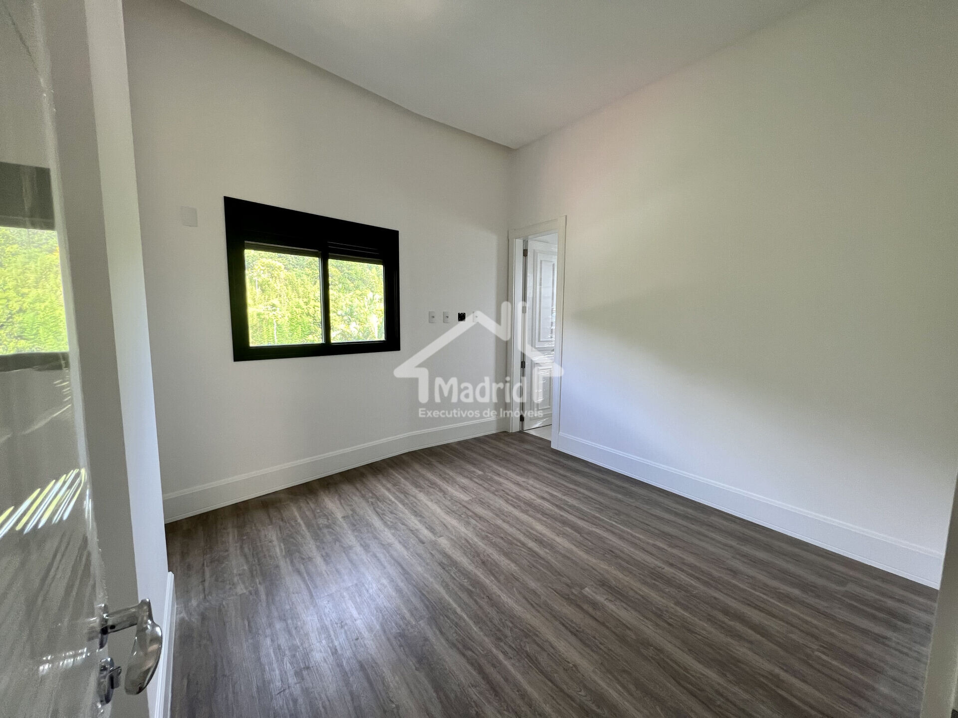 Apartamento à venda com 4 quartos, 168m² - Foto 12