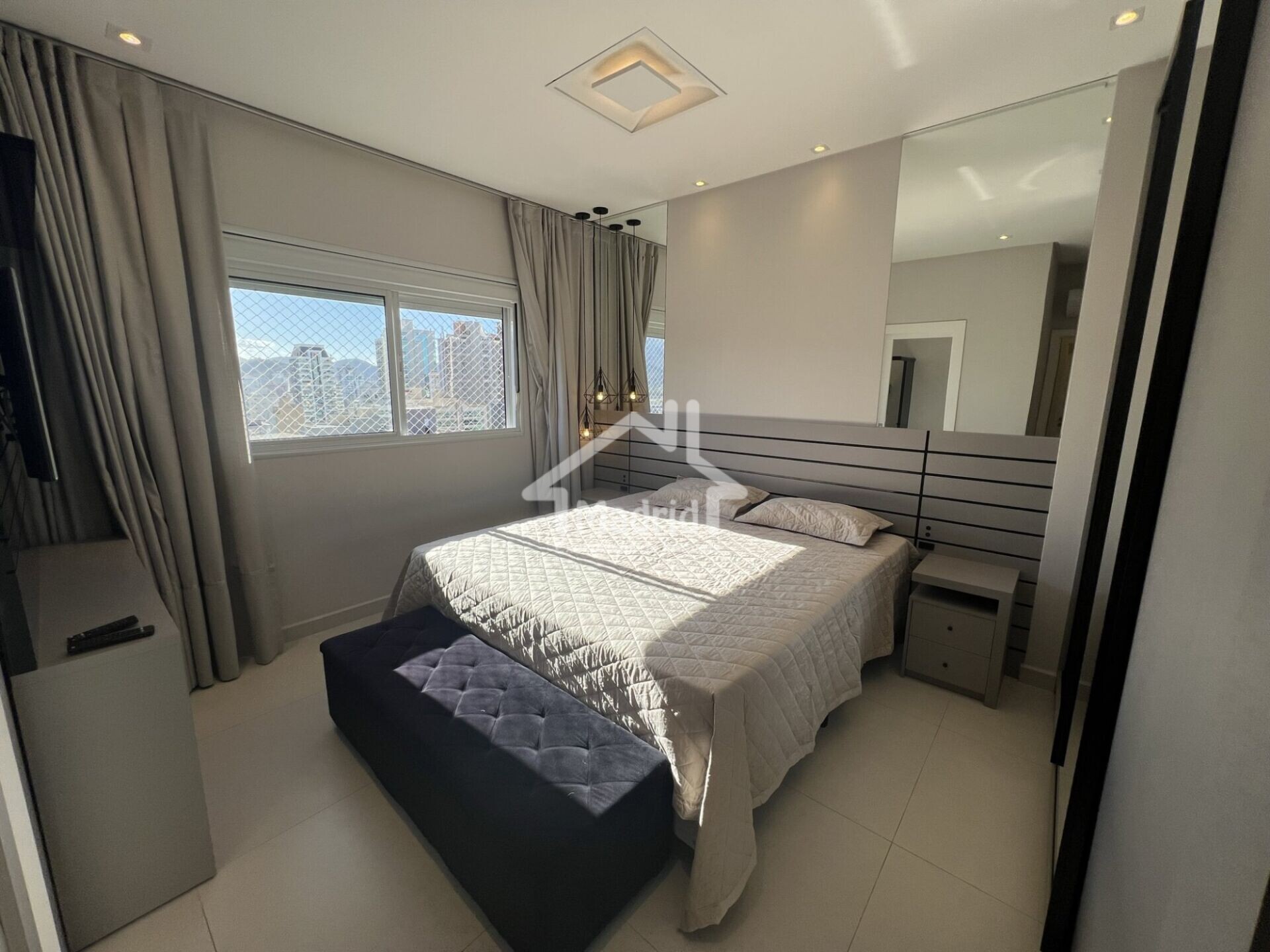 Apartamento à venda com 3 quartos, 136m² - Foto 18