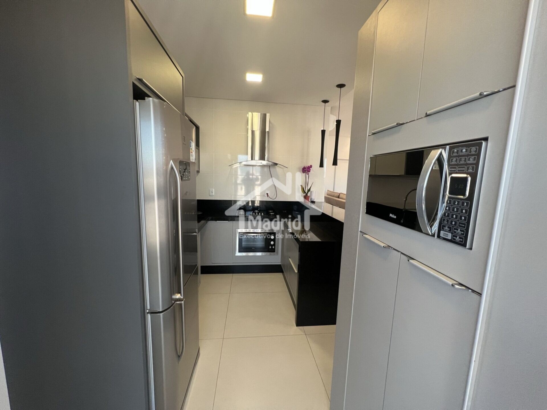 Apartamento à venda com 3 quartos, 136m² - Foto 7