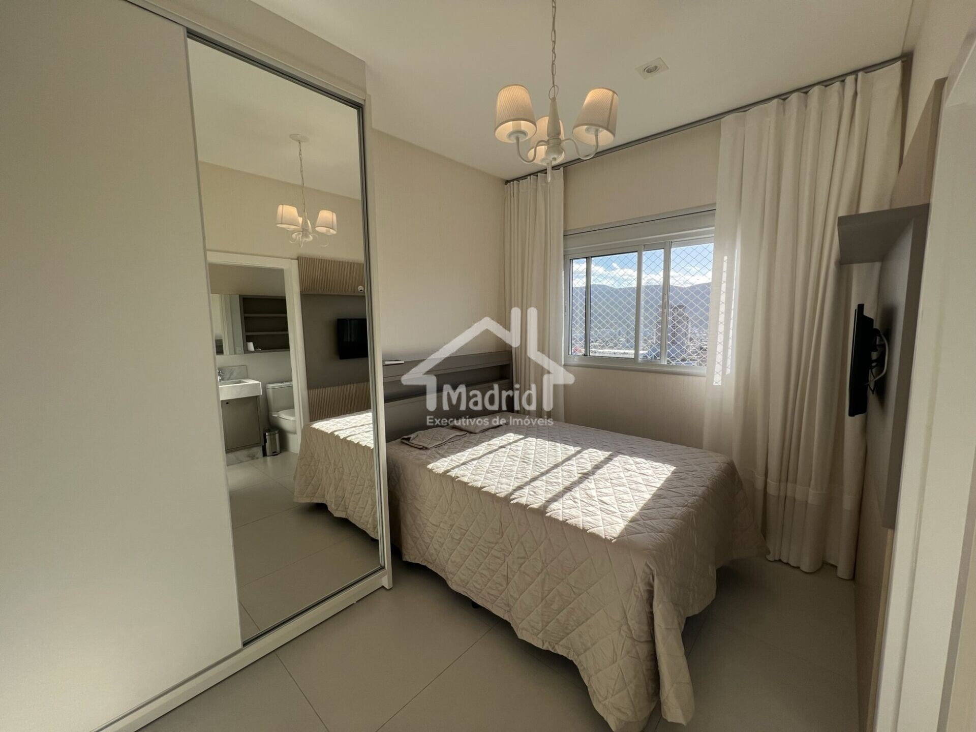 Apartamento à venda com 3 quartos, 136m² - Foto 15