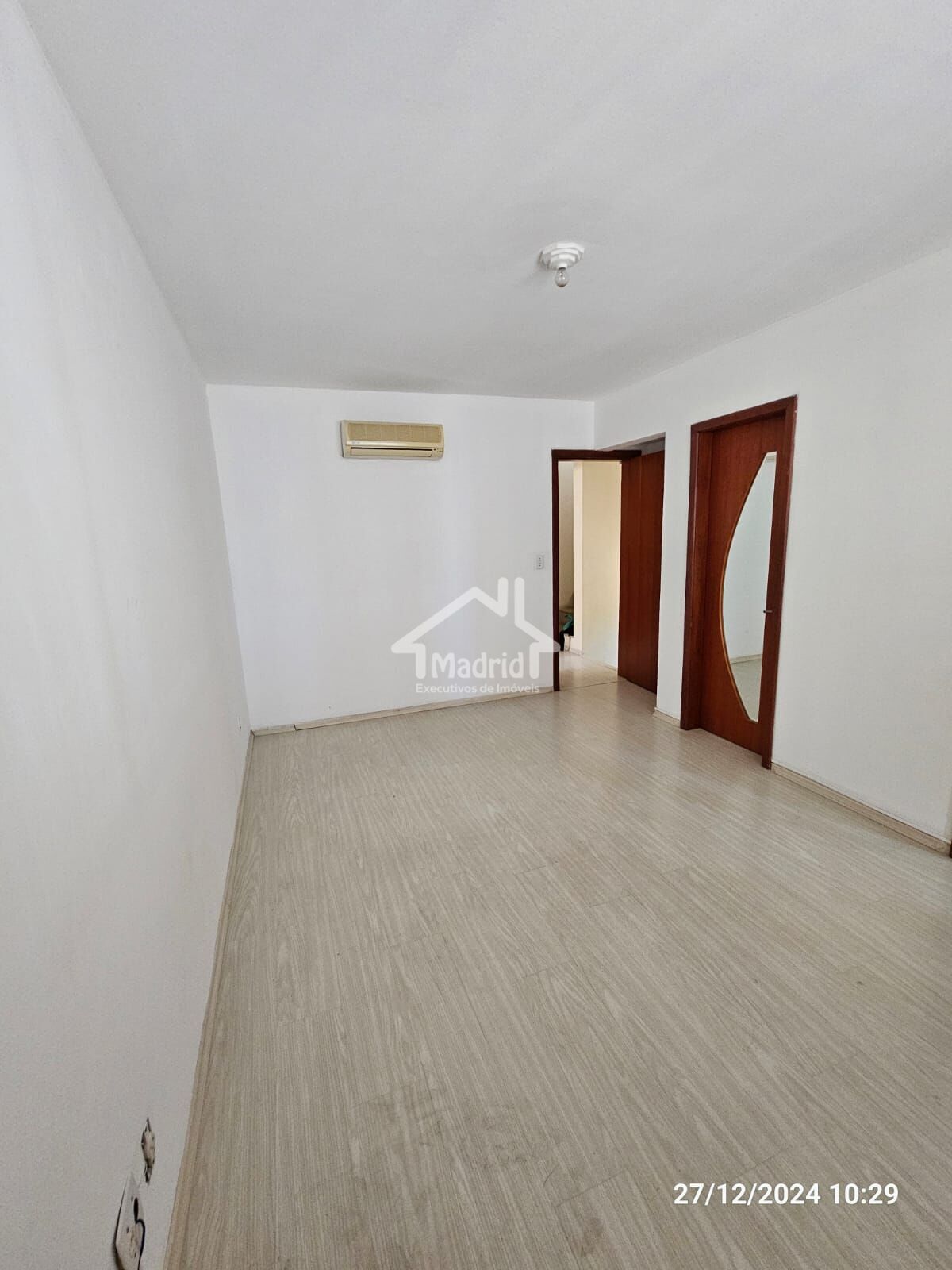 Casa à venda com 4 quartos, 290m² - Foto 31