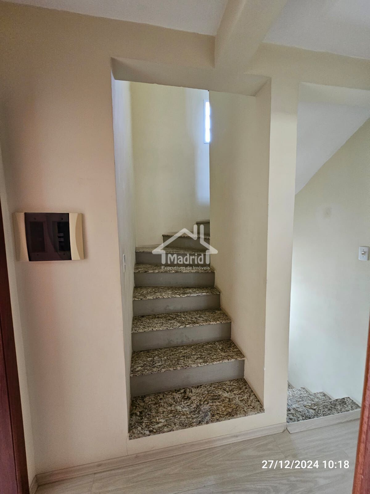 Casa à venda com 4 quartos, 290m² - Foto 36