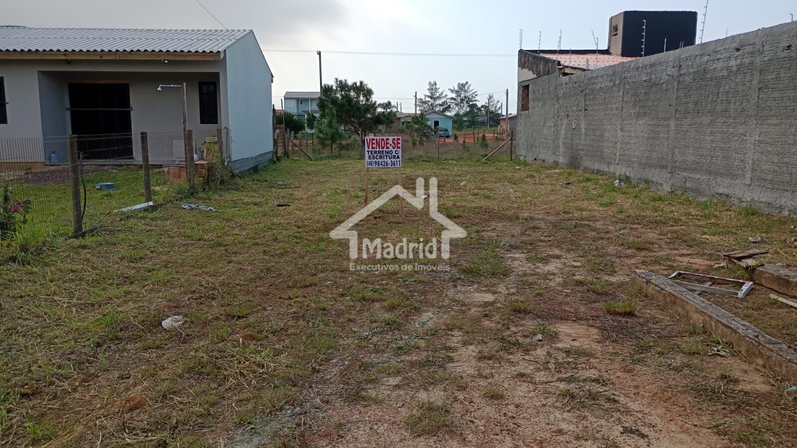 Terreno à venda, 330m² - Foto 1