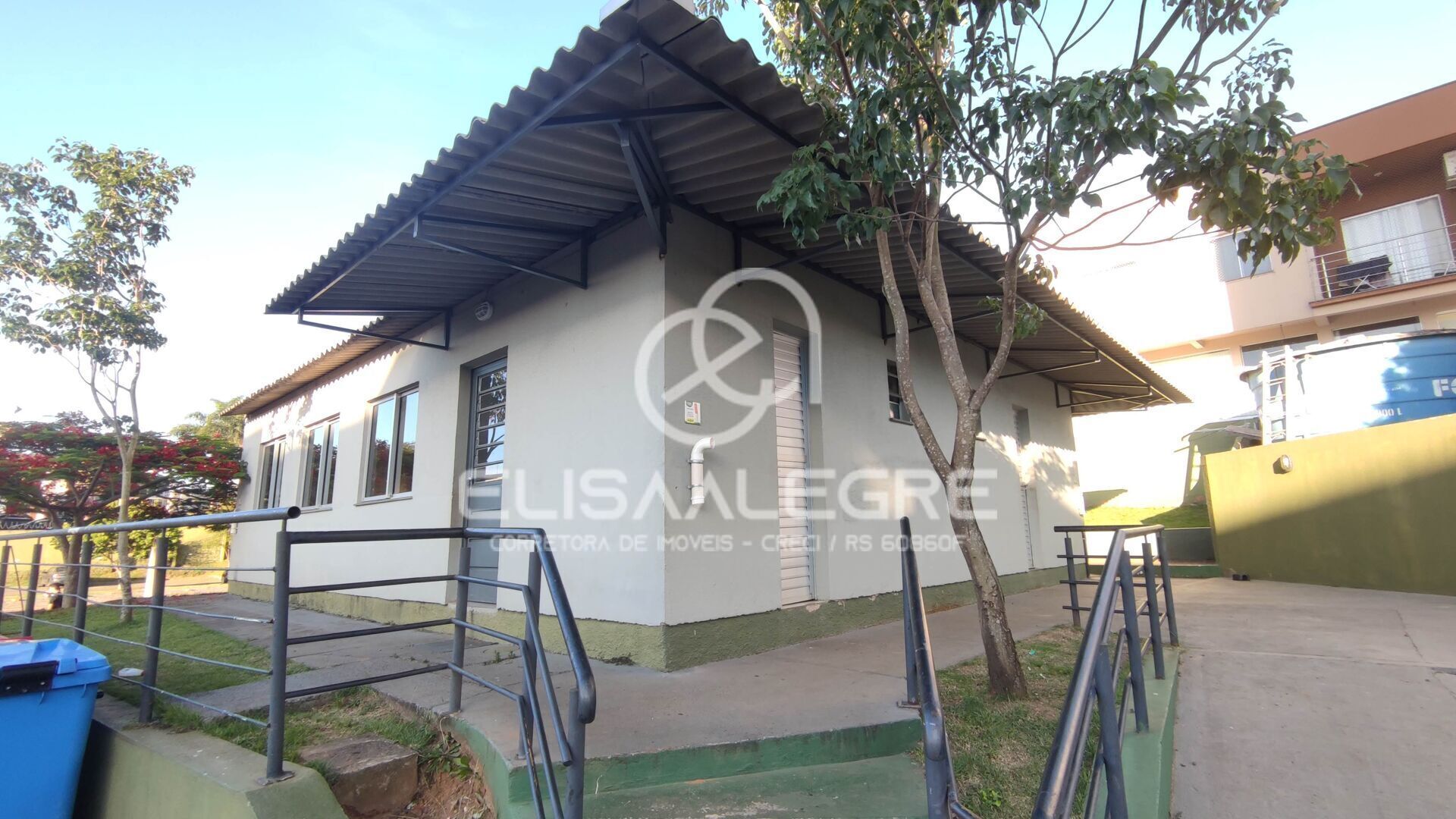 Apartamento à venda com 2 quartos, 40m² - Foto 37
