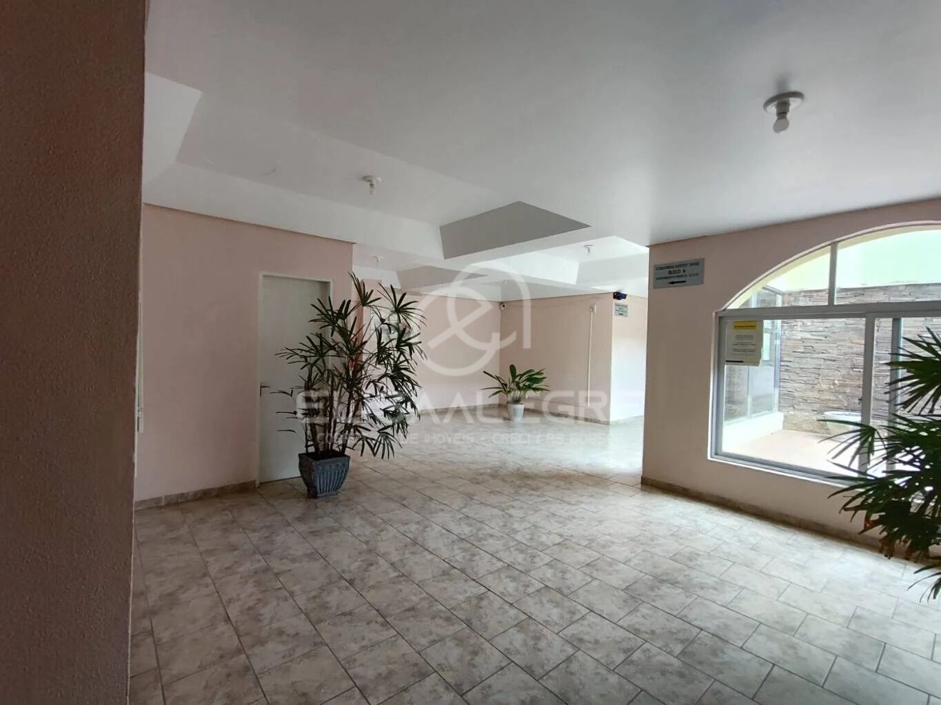 Apartamento à venda com 1 quarto, 44m² - Foto 9