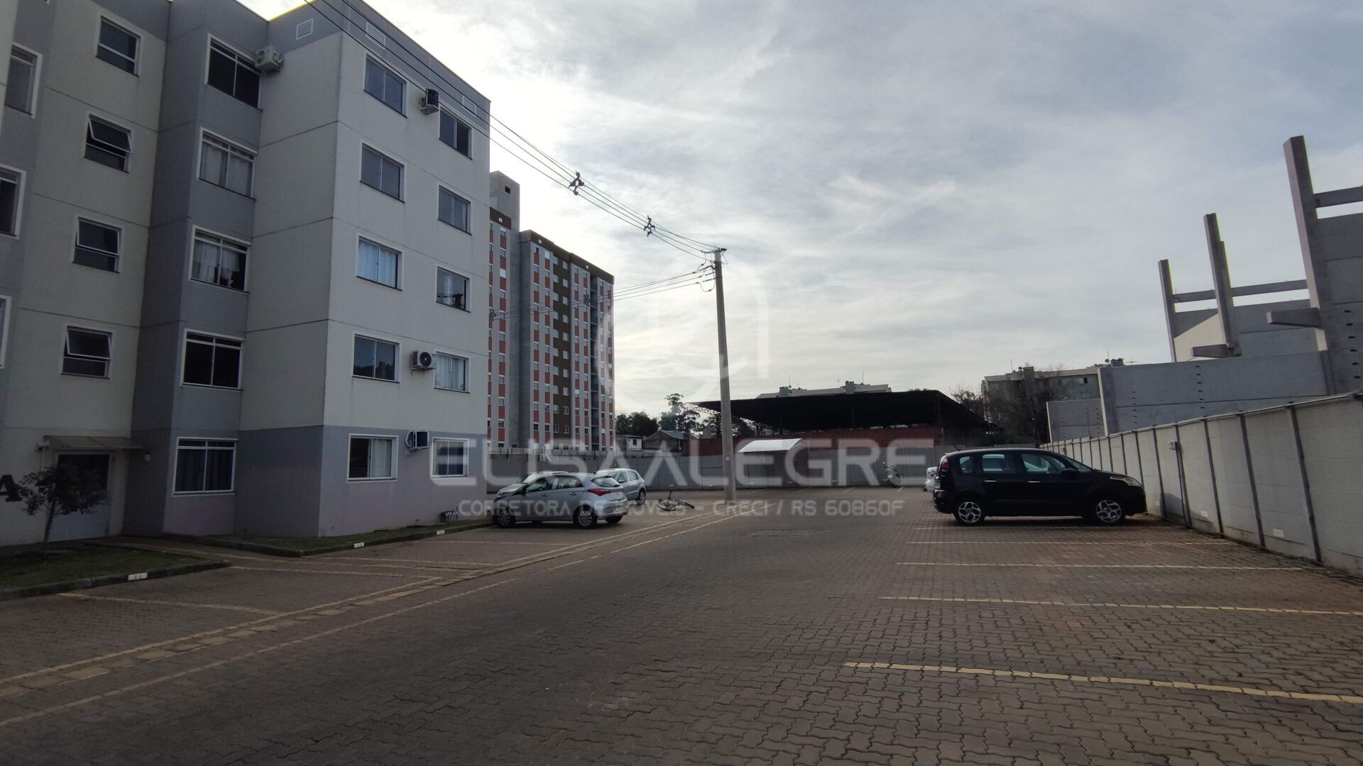 Apartamento à venda com 2 quartos, 42m² - Foto 15