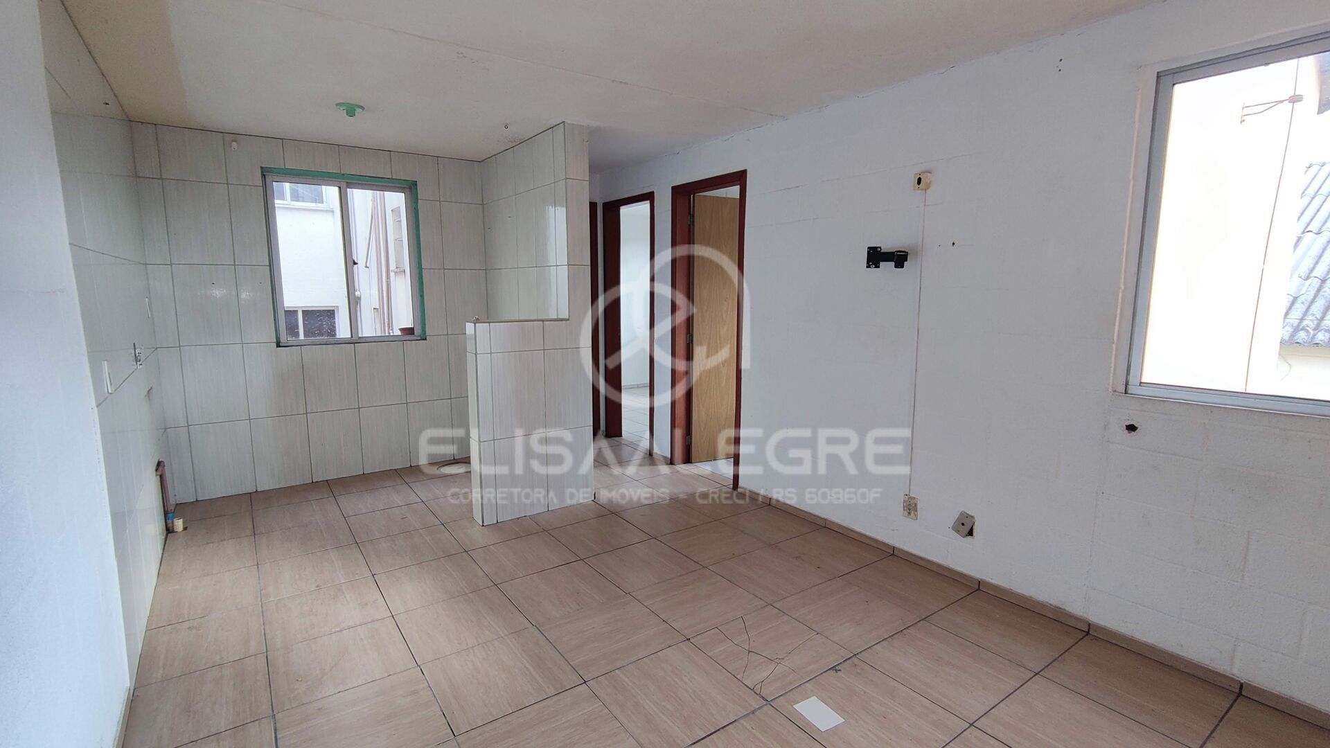 Apartamento à venda com 2 quartos, 38m² - Foto 2