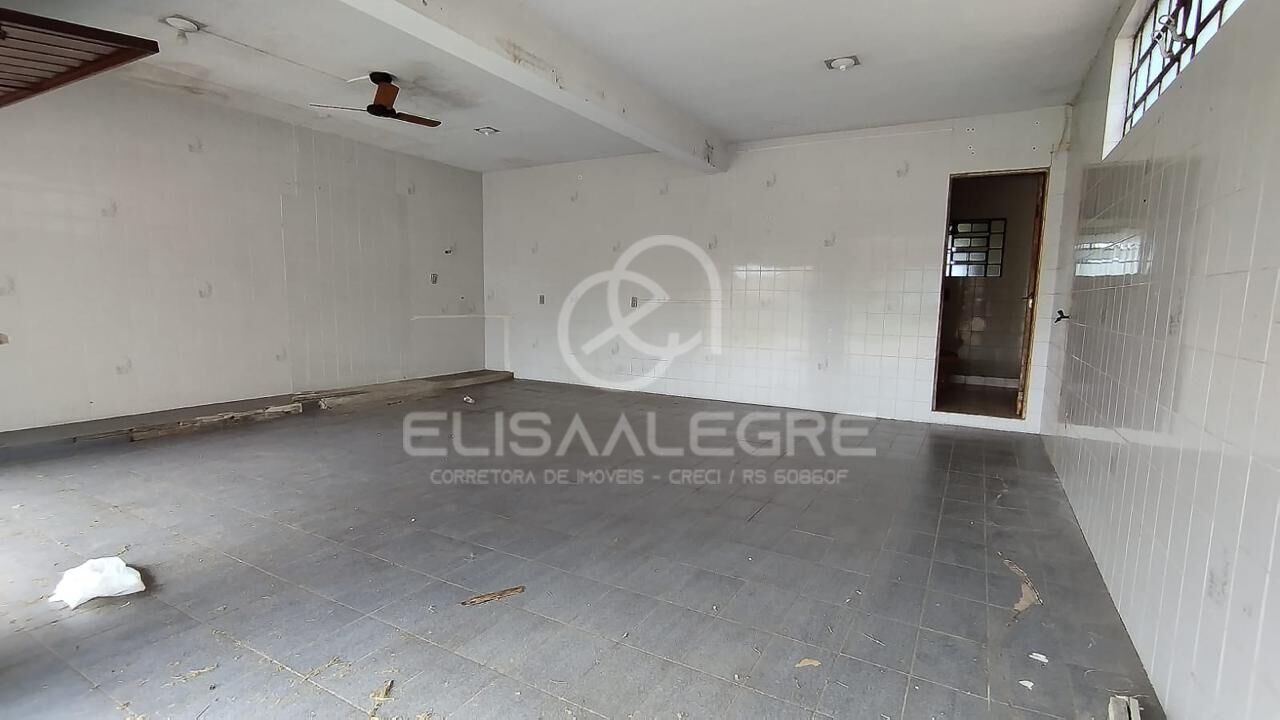 Sobrado à venda com 2 quartos, 290m² - Foto 3