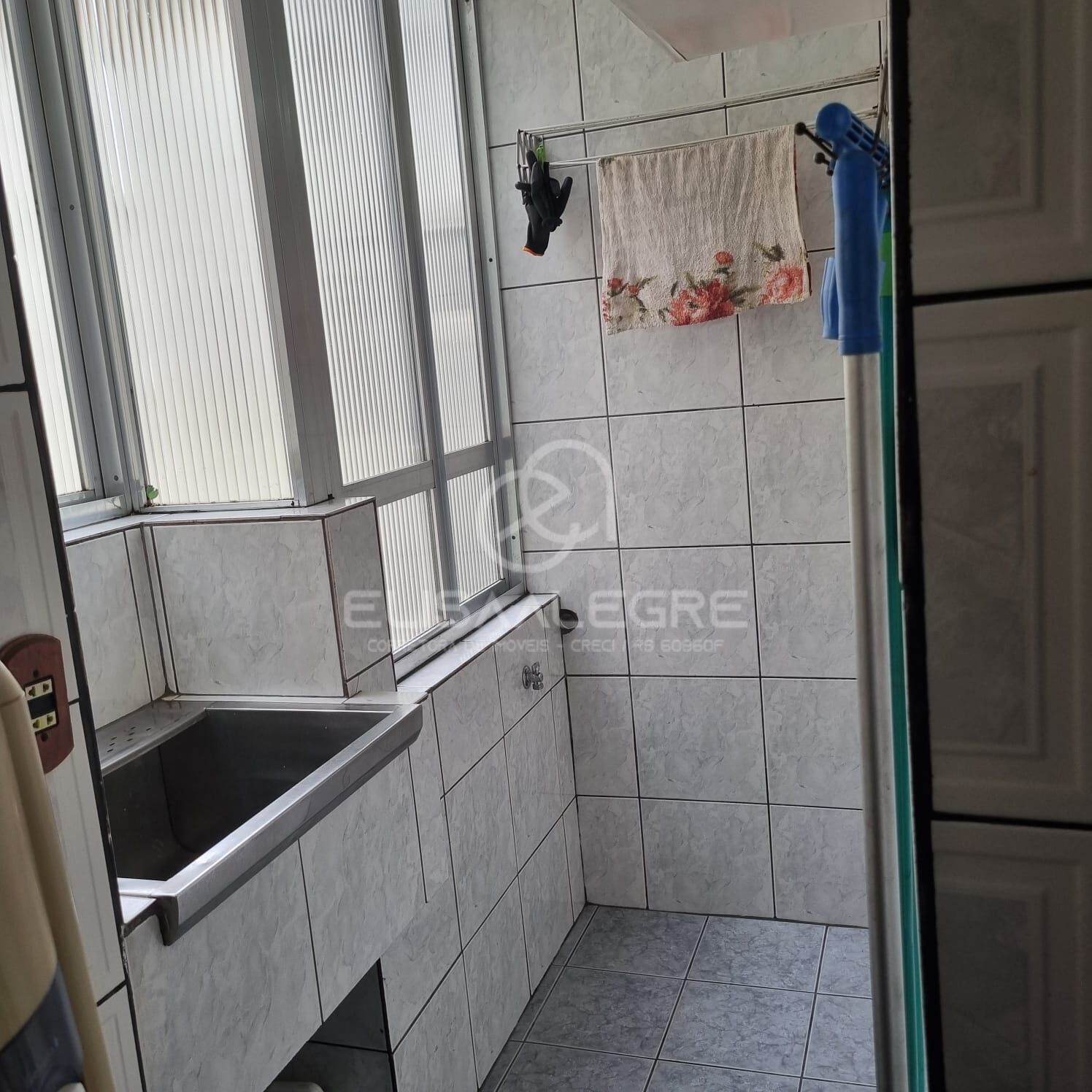 Apartamento à venda com 3 quartos, 61m² - Foto 6