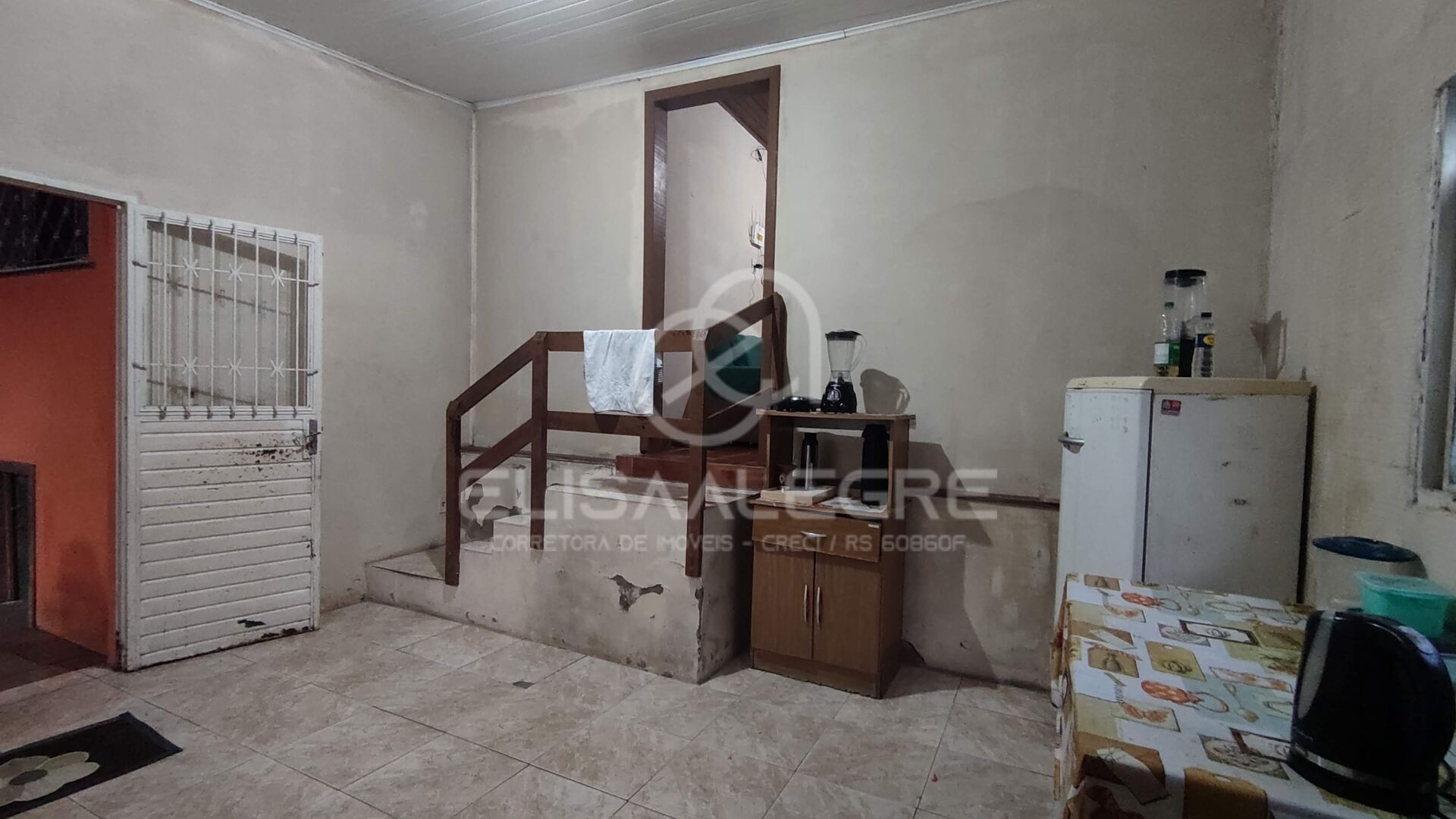 Casa à venda com 2 quartos, 80m² - Foto 4