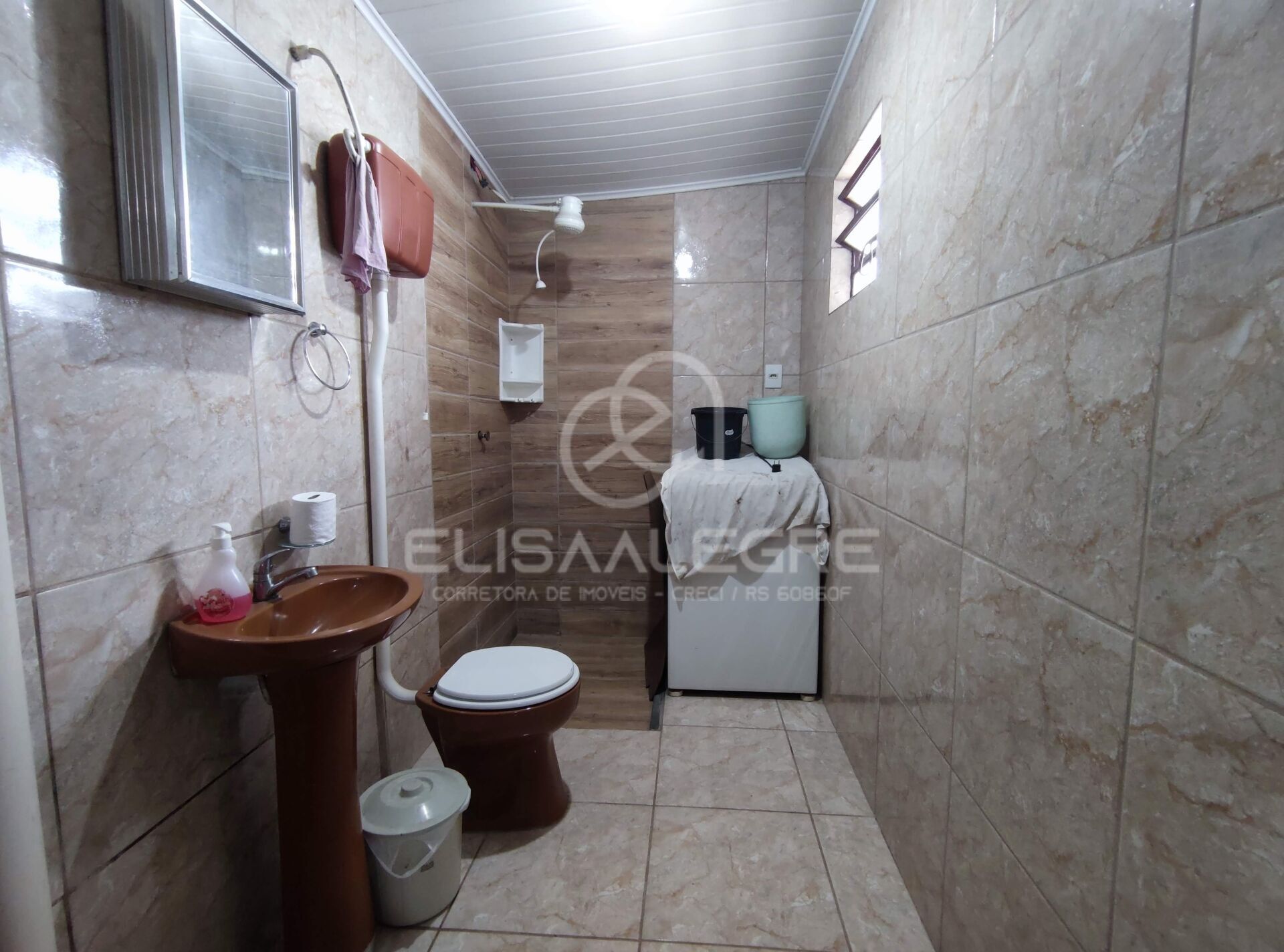 Casa à venda com 3 quartos, 200m² - Foto 4