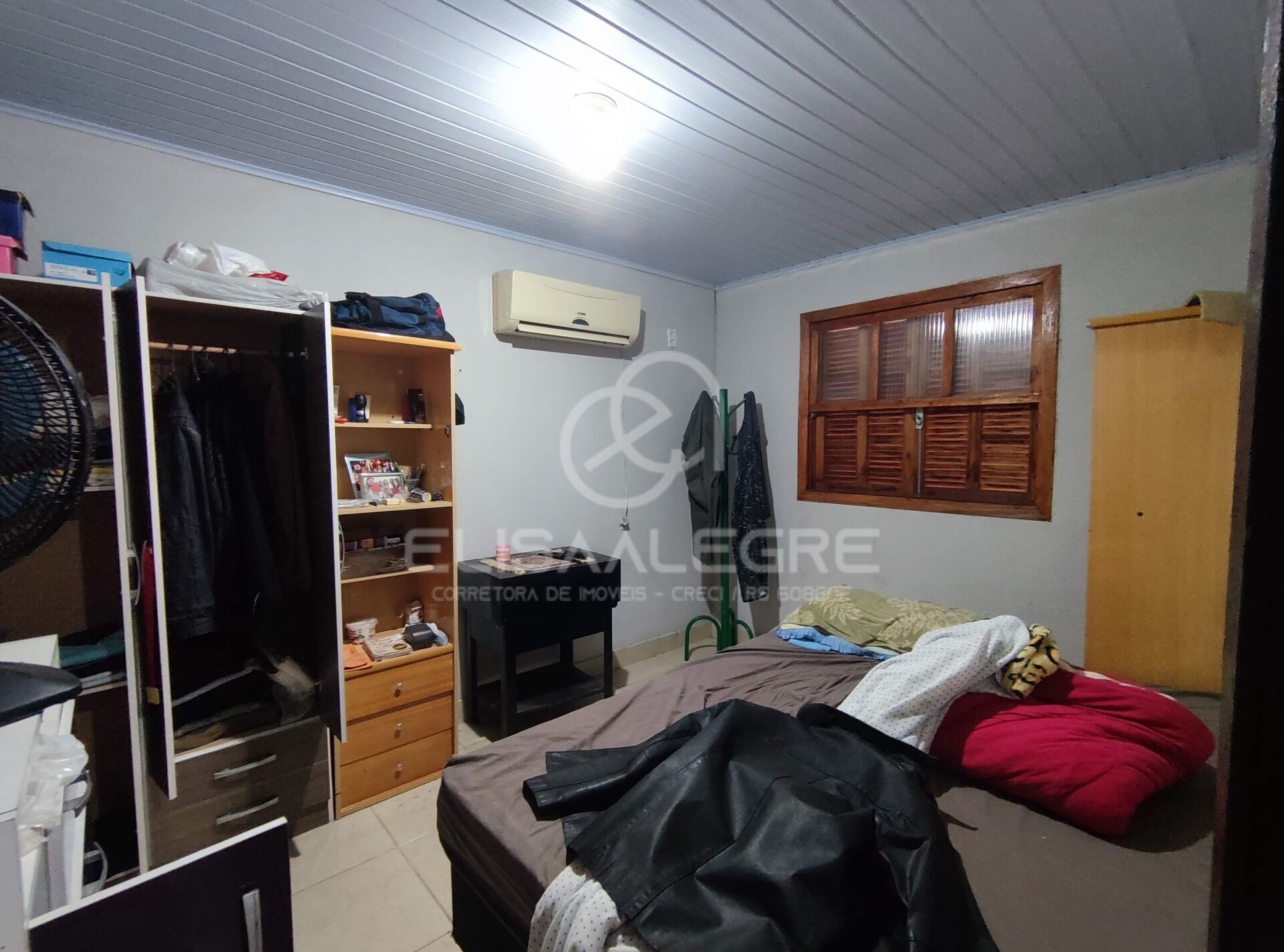 Casa à venda com 3 quartos, 200m² - Foto 15