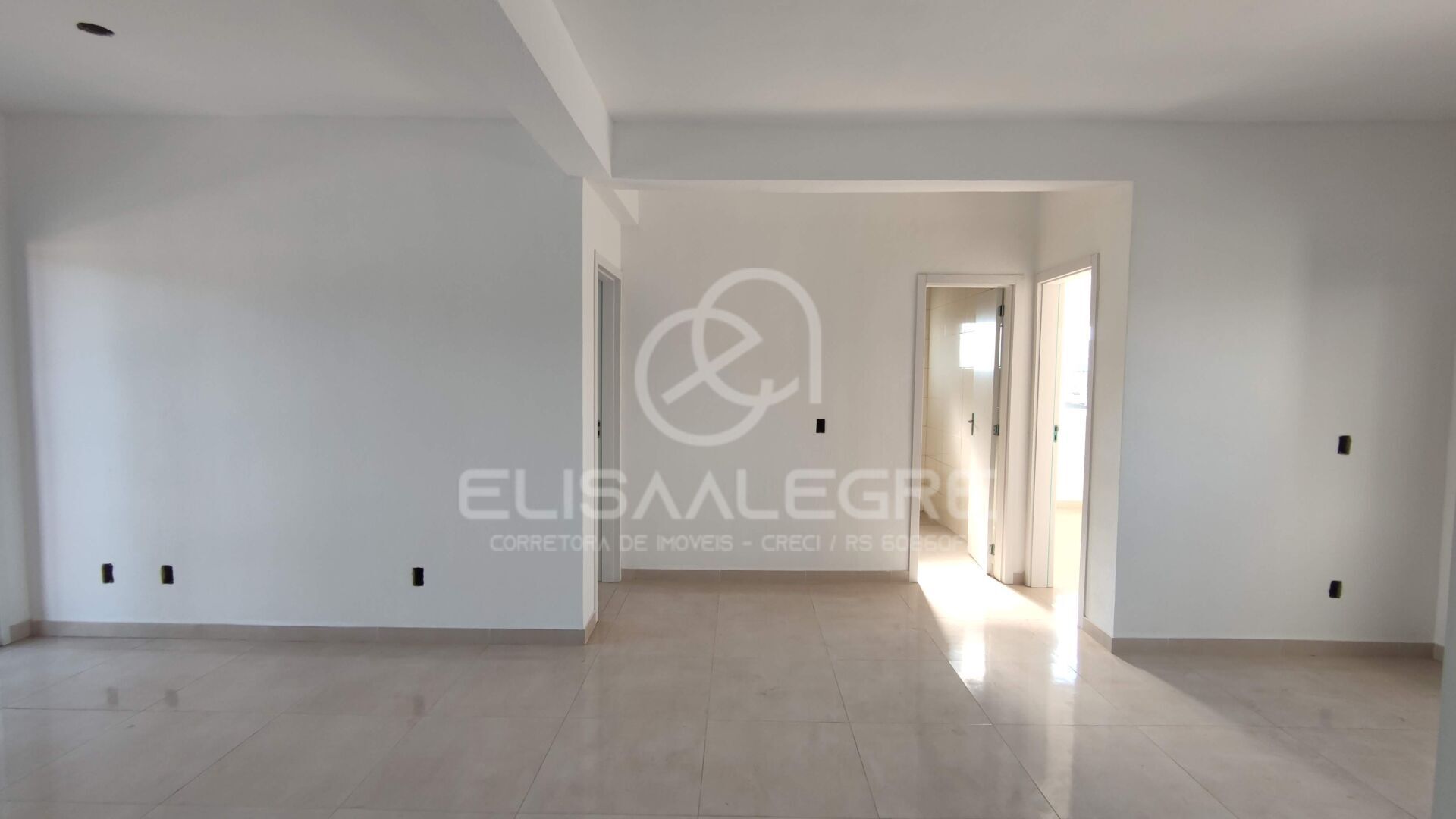 Apartamento à venda com 2 quartos, 92m² - Foto 2