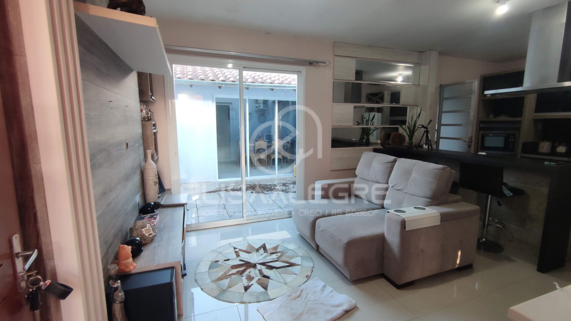 Casa de Condomínio à venda com 2 quartos, 80m² - Foto 1