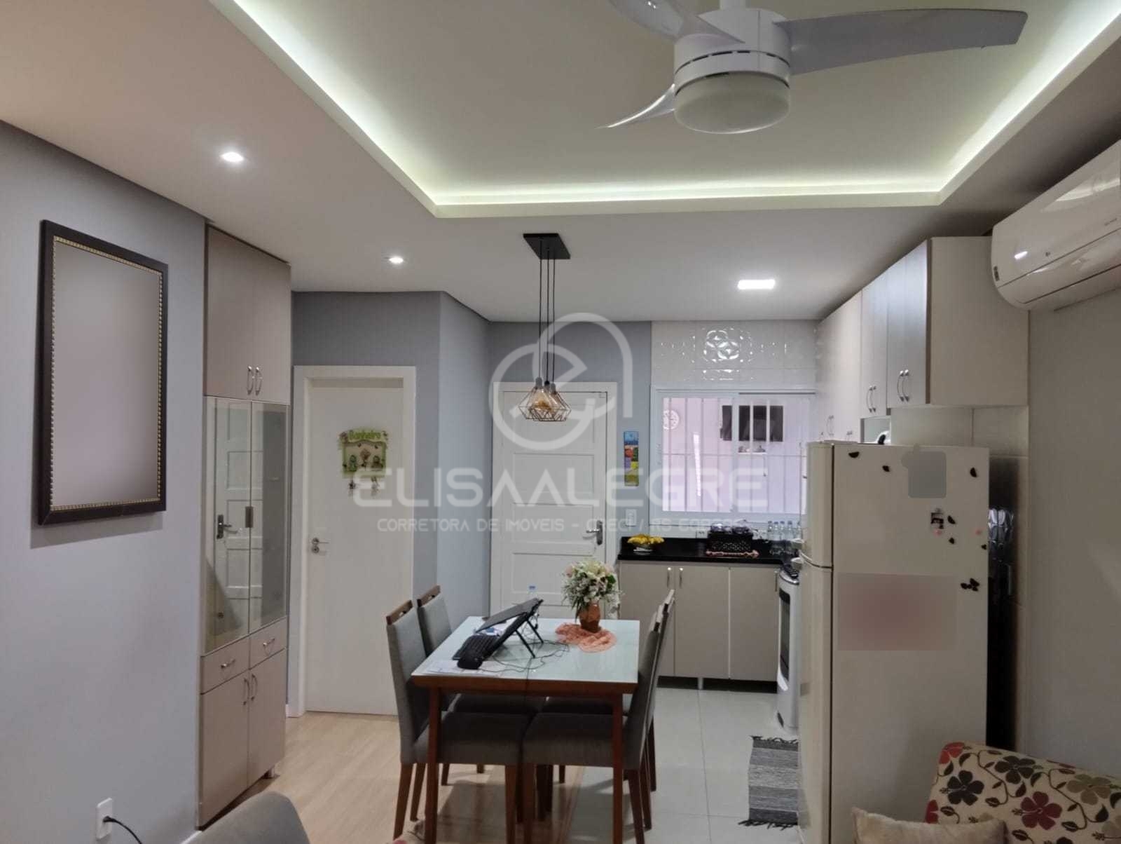 Casa à venda com 2 quartos, 97m² - Foto 2