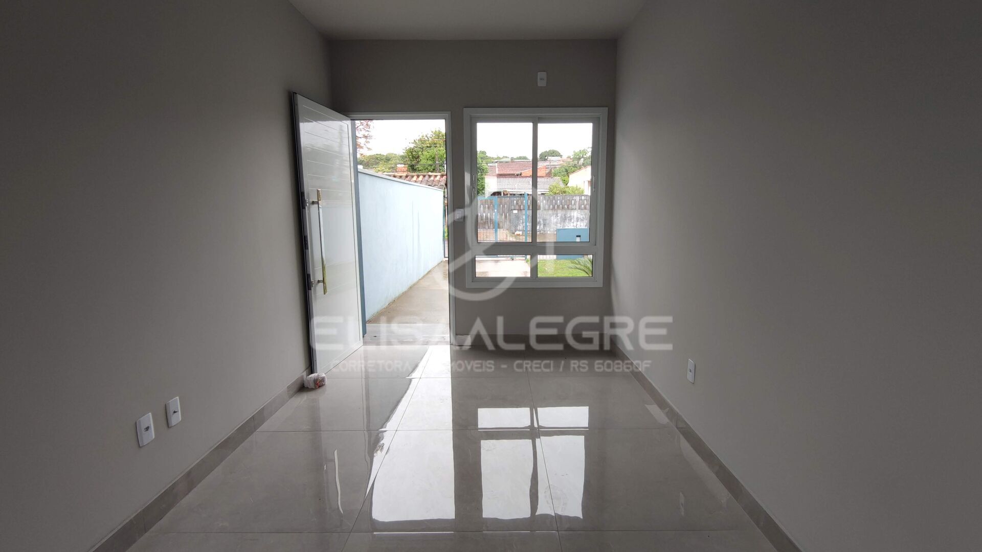 Casa à venda com 2 quartos, 55m² - Foto 32