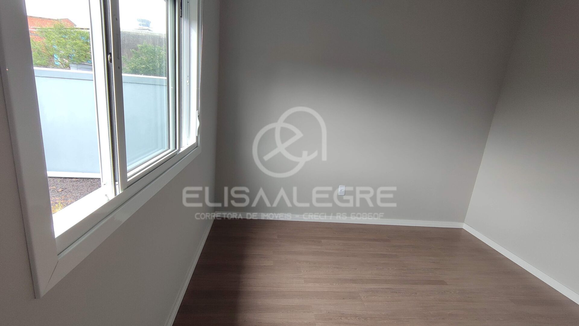 Casa à venda com 2 quartos, 55m² - Foto 25