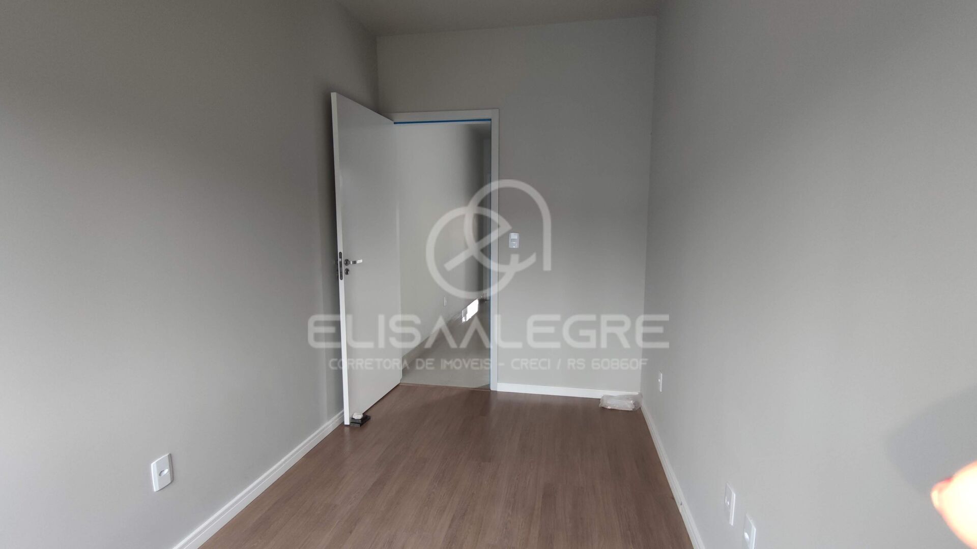 Casa à venda com 2 quartos, 55m² - Foto 15
