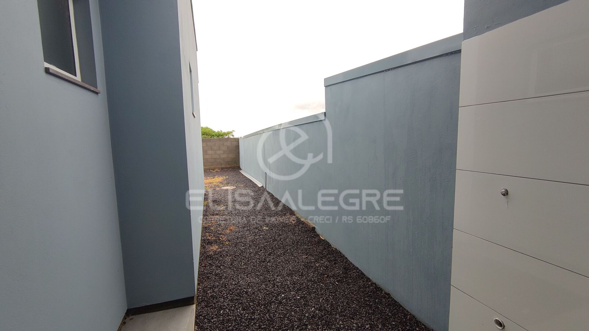 Casa à venda com 2 quartos, 55m² - Foto 7