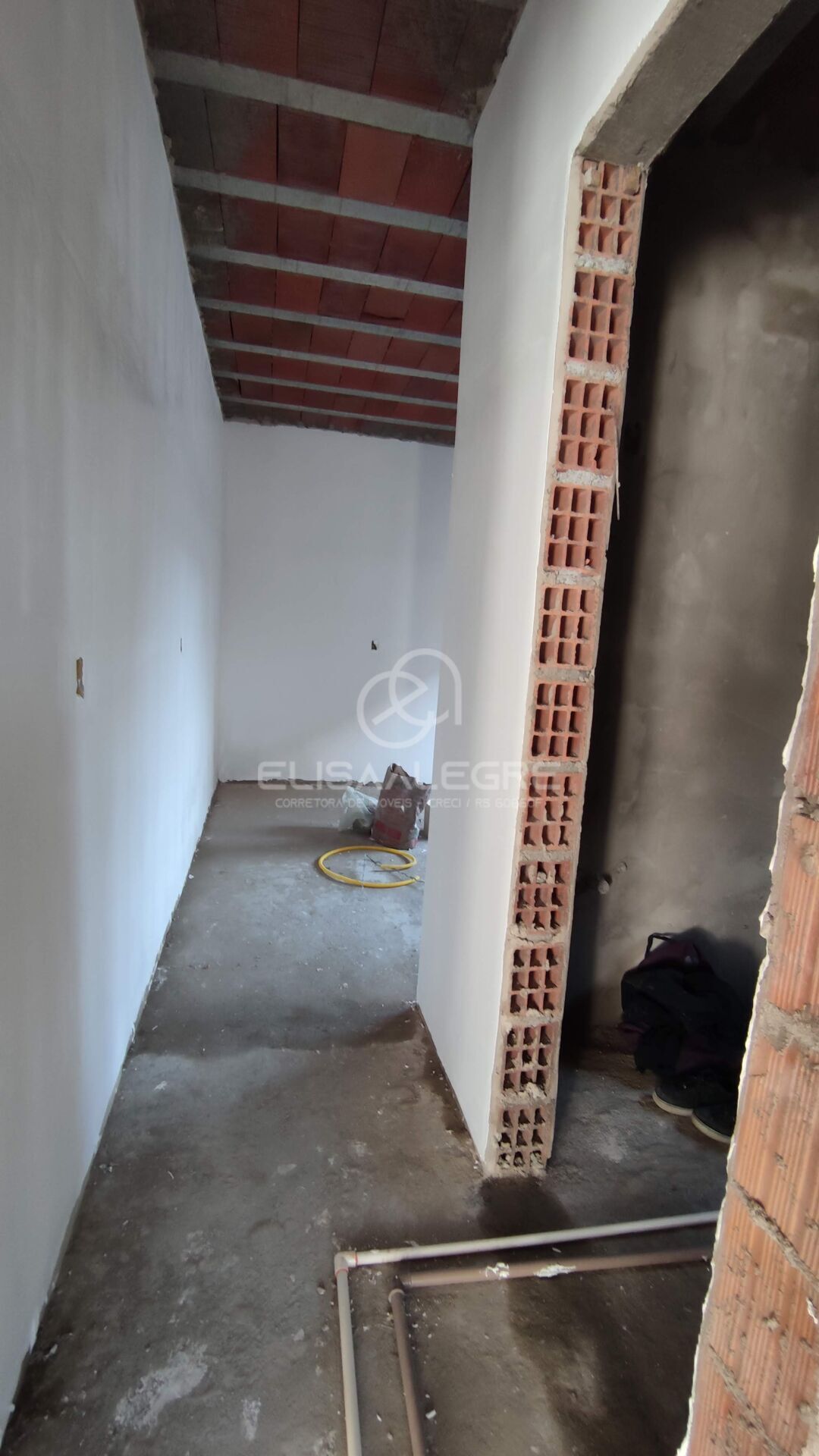 Casa à venda com 2 quartos, 67m² - Foto 7