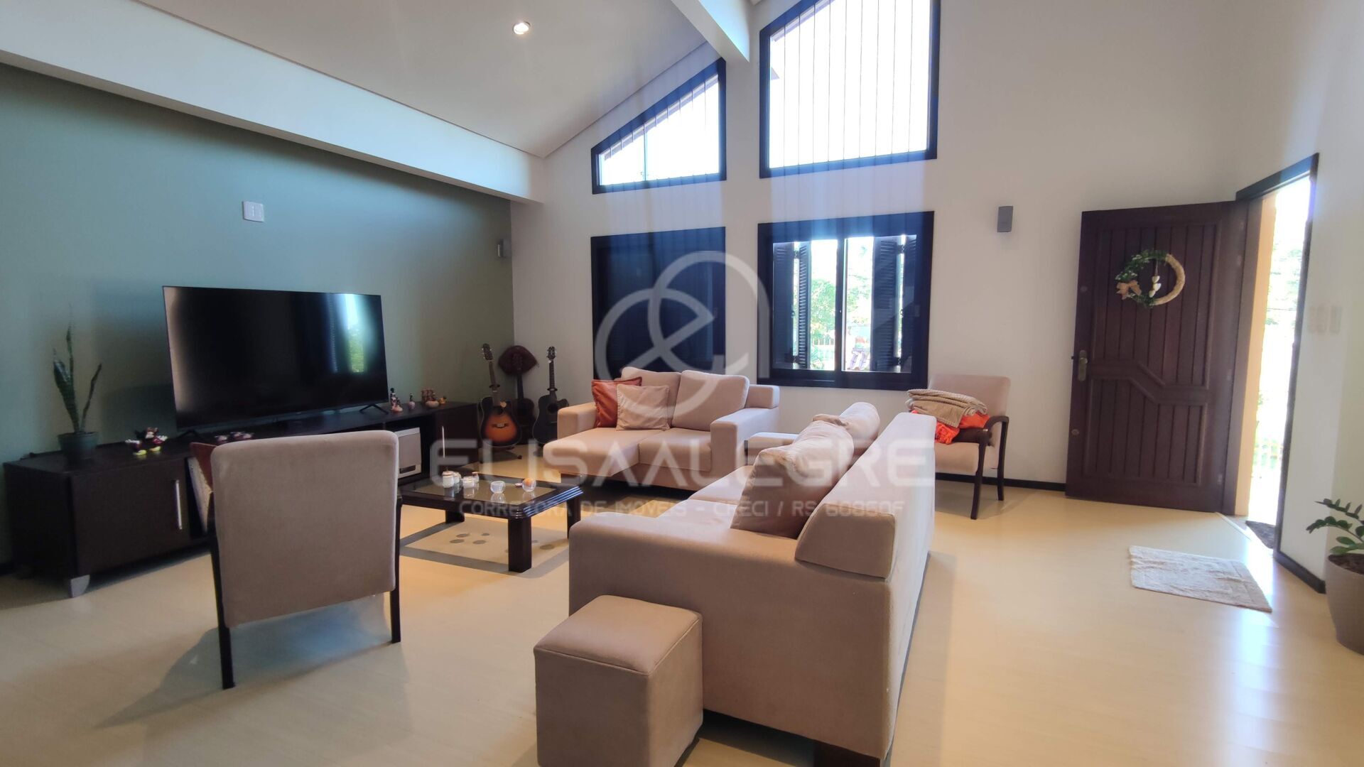 Casa, 3 quartos, 315 m² - Foto 4