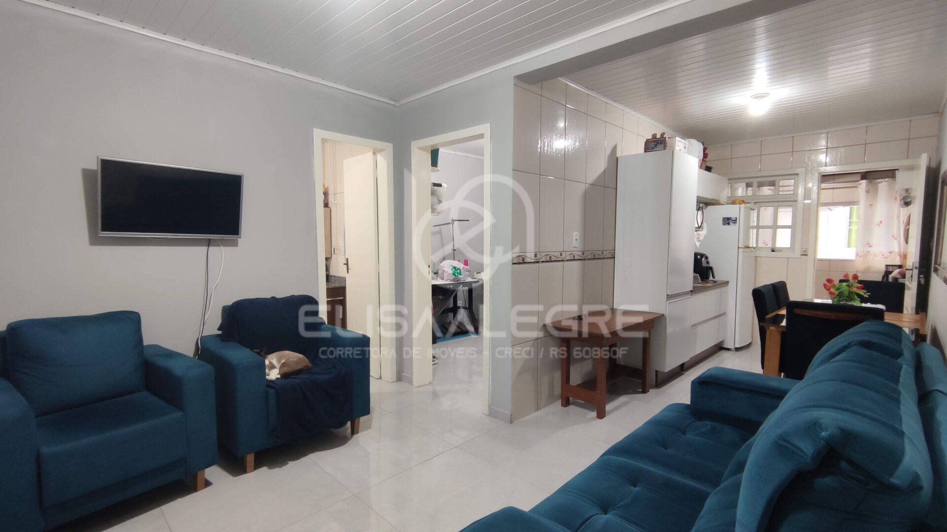 Casa à venda com 2 quartos, 80m² - Foto 3