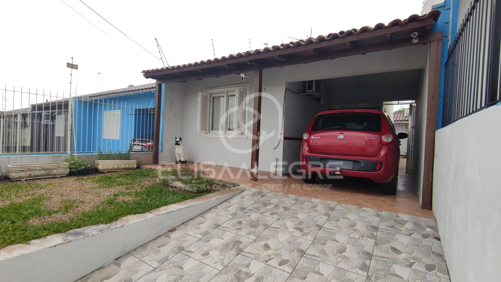 Casa à venda com 2 quartos, 80m² - Foto 1