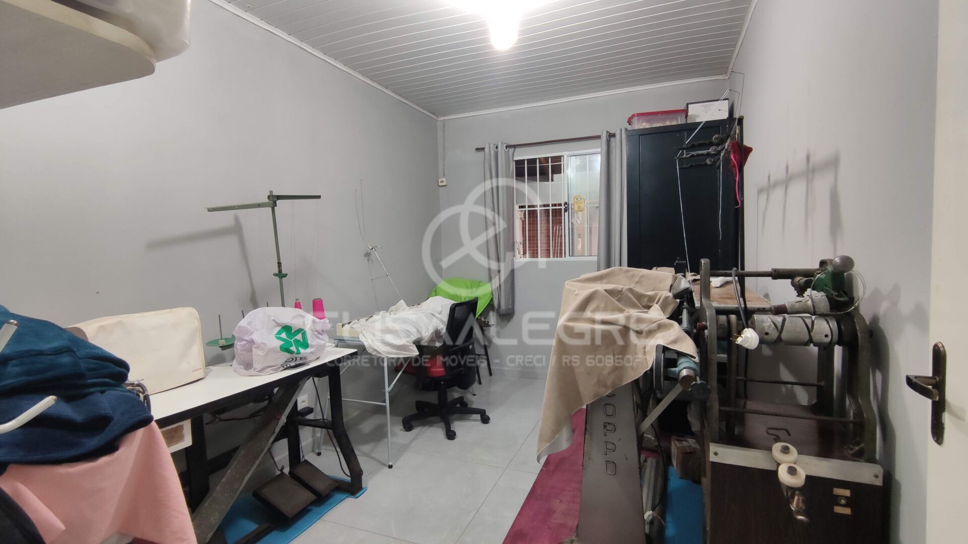 Casa à venda com 2 quartos, 80m² - Foto 10