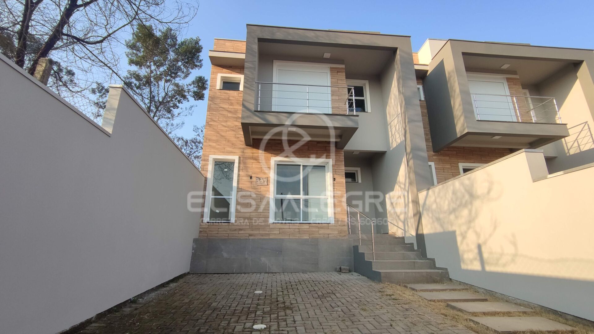 Sobrado à venda com 3 quartos, 129m² - Foto 1