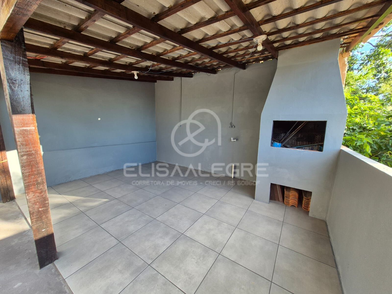 Casa à venda com 2 quartos, 80m² - Foto 11